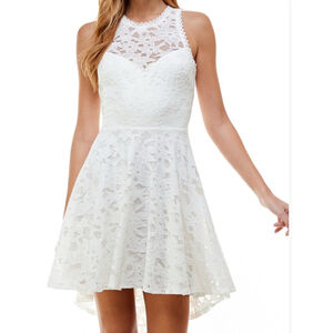 NWT Junior’s City Studio High-Low Lace Fit & Flare Dress Size 9 White